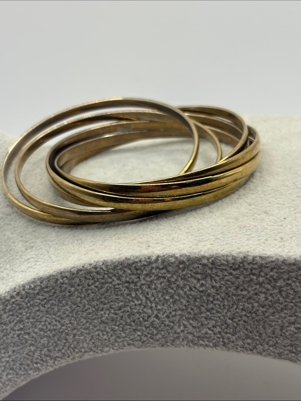 VintageClassic Brass Stackable Women's Bangle Bracelets 7 Set Connected 7.75
